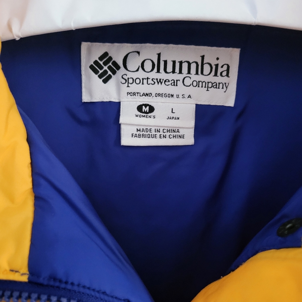 Women's Columbia Coat Size Medium - Picture 3 of 8